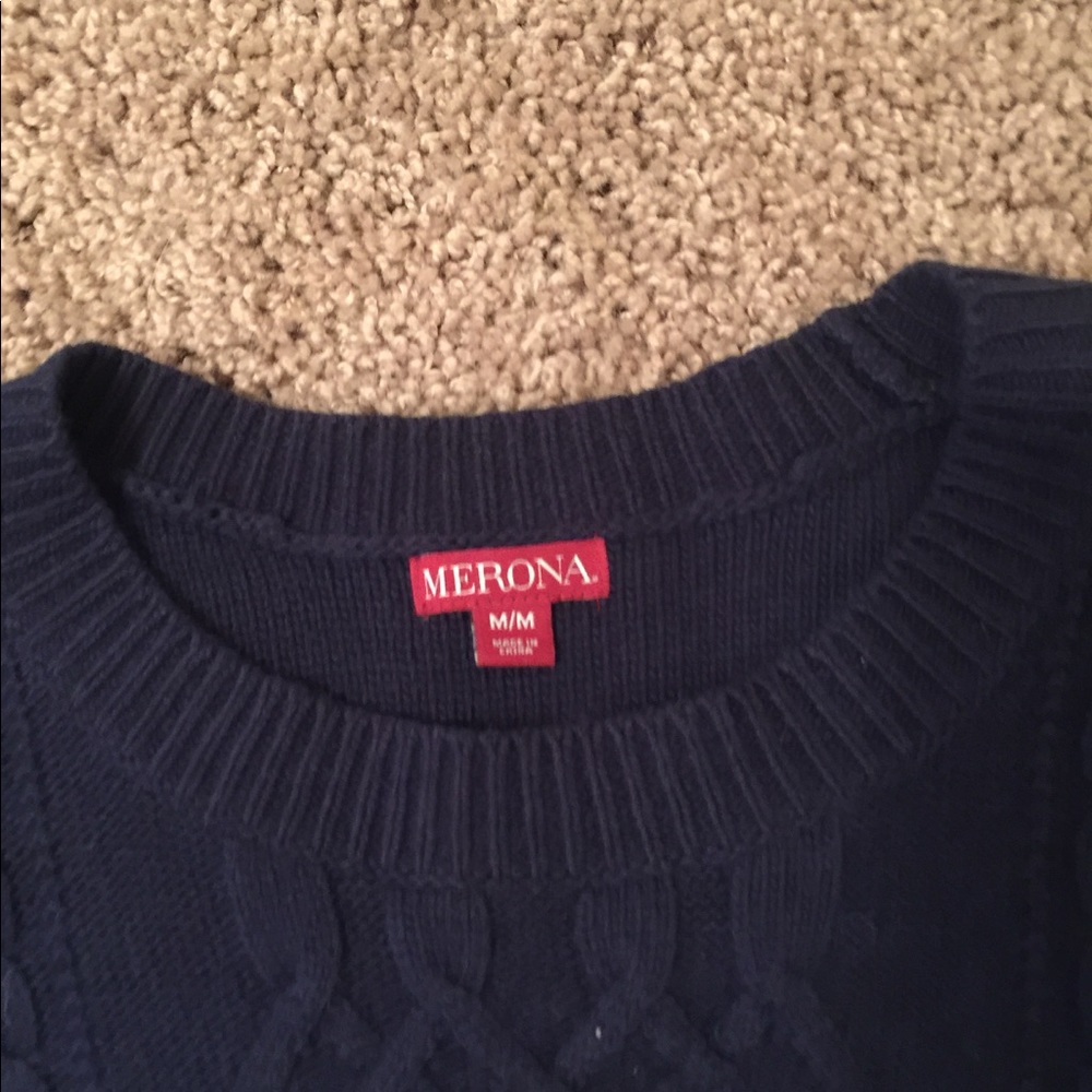 Sweaters - Picture 2 of 5